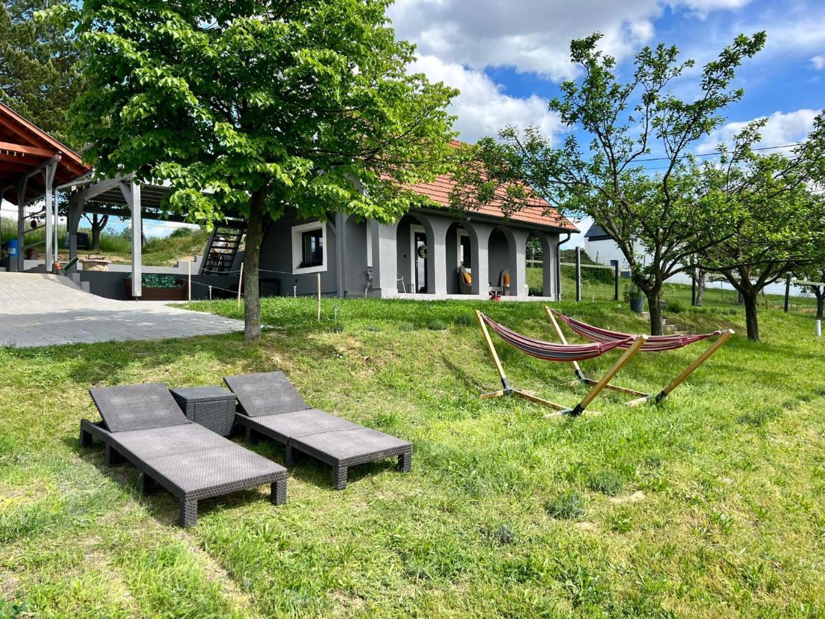Voelgyhid Village Balaton Kőröshegy Exterior foto